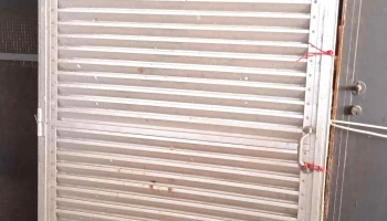 1 puerta celocia de aluminio