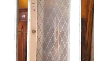 1 puerta con vitreaux