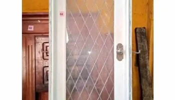 1 puerta con vitreaux