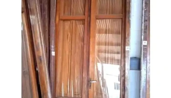 1 puerta de 2 hojas