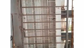 1 puerta reja