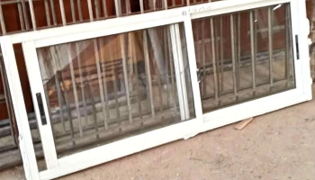 1 ventana de aluminio