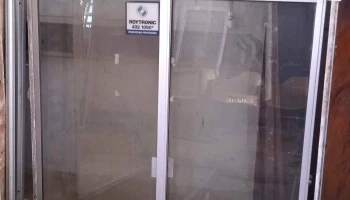 1 Ventana de aluminio