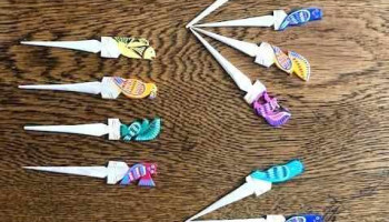 12 palillos artesanales tallados y pintados a mano de origen guatemala