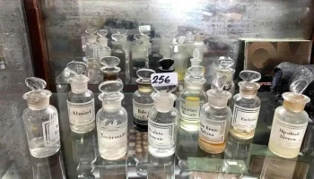 13 Frascos De Farmacia