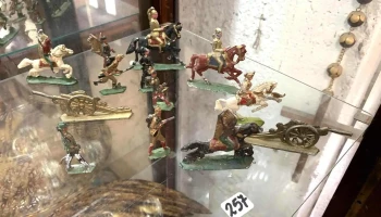 13 Piezas Miniaturas Soldaditos De Plomo