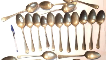 19 cucharas inglesas de sopa Sheffield