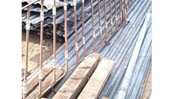 2 barandas de hierro antiguas