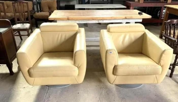 2 Sillones En Cuero Base Giratoria 