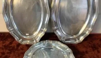 3 Bandejas De Metal (2 Oval 0,50 X 0,35) (1 Redonda 0,35 Diam.)