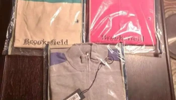 3 Buzos Brookfield variados en talles S, 2 de ellos con cierre