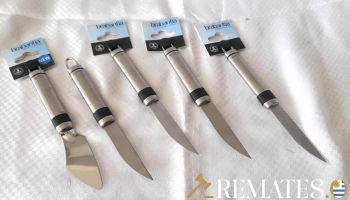 4 cuchillos finos de corte y uno ancho de acero inox