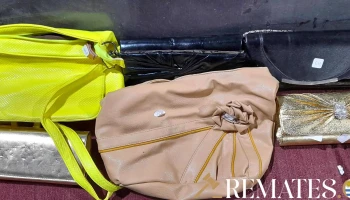 6 carteras de dama 2 negra, 1 amarilla y 3 marrones
