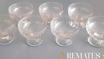 7 compoteras bajas  de vidrio