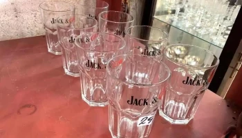 8 Vasos  ( Jack Y Coke)
