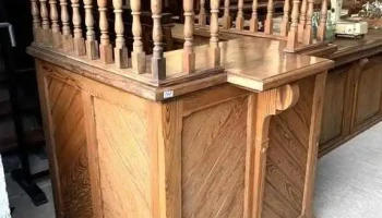 Antiguo Cajero Bancario En Pinotea C/ Balaustres 1,10 X 1,15 X 1,74 Alto