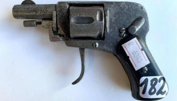 Antiguo Revolver Percutor Interno Gatillo Abatible
