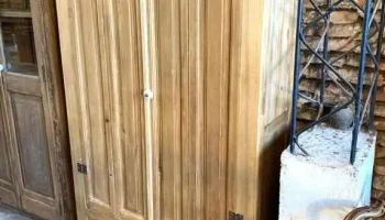 Armario  2 Puertas  Y 2 Cajones 1,04 X 0,40 X X 1,84 Alto