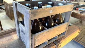 Cajon Con 6 Botellas De 2lts  De Cervecerias Del Uruguay