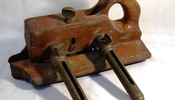 Cepillo moldurero carpintero antiguo madera y bronce