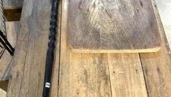 Cetro Africano De Madera Negra Tallada 1m Alto Y Tabla De Madera Dura 0,50 X 0,45