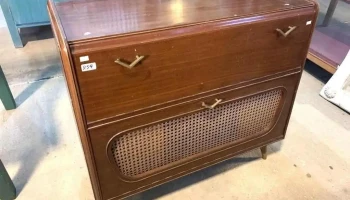 Combinado Grundig No Funciona 0,93 X 0,40 X 0,80 Alto