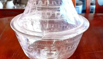 Copón cristal bombonera guarda griega con tapa sano