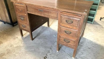 Escritorio En Roble 7 Caj. 1,30 X 0,73 X 0,80 Alto