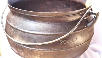 Espectacular olla antigua  inglesa marca Albion sellada 50 litros sana