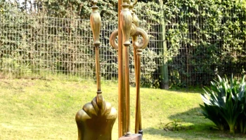 Juego para estufa en bronce ( Pala - Escobilla - Atizador - Pinza - Tacho bronce)