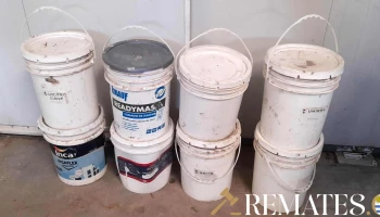 Lote De 8 Tachos Con Pinturas Varias