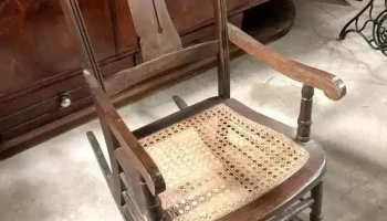 Mecedora Asiento De Esterilla (con Averia)