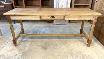 Mesa  Con Travesaño Patas Torneadas Un Cajon 2m X 0,70 X 0,85alto