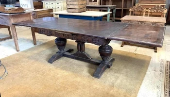 Mesa De Comedor Tudor En Roble  Extensible ( Sin Ext 1,50 X 1m) Extendida 2,70 M
