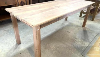 Mesa En Pinotea 2,12 X 0,83 X 0,80 Alto