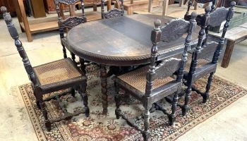 Mesa Jacobina Pie Central Con Ruedas Extensible  Y 6 Sillas Esterilladas P/ Restaurar Diam. 1,06, Ext. 1,45