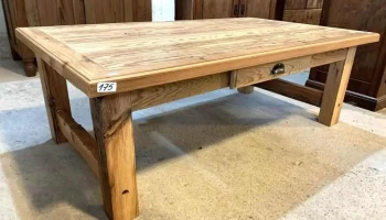 Mesa Ratona En Pinotea C/ Cajon 1,27 X 0,74 X 0,44 Alto