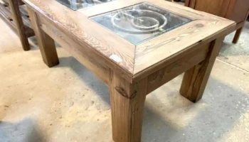 Mesa Ratona En Pinotea, Hierro Forjado Y Vidrio 0,95 X 0,59 X 0,45
