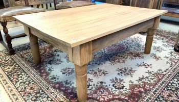 Mesa Ratona En Roble Patas Torneadas 1,10 X 0,75 X 0,42 Alto