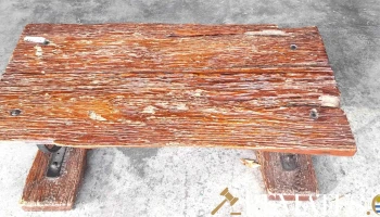 mesa ratona rustica, con pie de hiero y madera