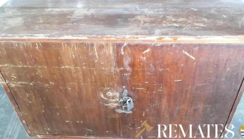 mueble bajo de 2 puertas