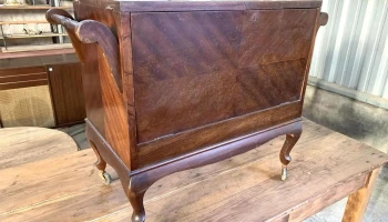 Mueble Bar Frances Con Ruedas 0,70 X 0,40 X 0,70 Alto