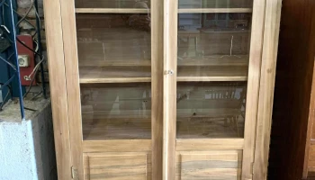 Mueble Vajillero  De 2 Puertas Vidriadas 2 Cajones En Alamo 1,10 X 0,40 X 1,86 Alto