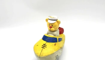 Oso En Lancha