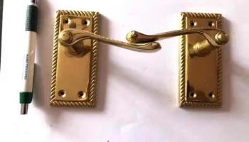 Picaporte de bronce rectangular