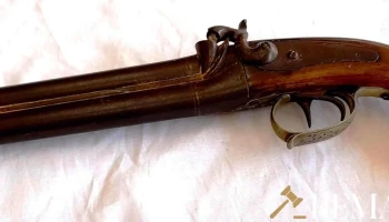 Pistolón muy  antiguo sano