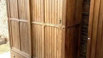 Roperia En Pinotea 2 Puertas De Correr Y 2 Cajones 1,90 X 0,60 X 2,20 C/ Detalles Para Mejorar
