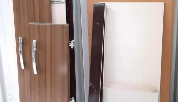 ropero dsarmado de 4 puertas 2 cajones