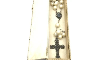 Rosario De Perlas