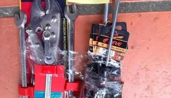 set destornilladores + pinza morza + 4 llaves